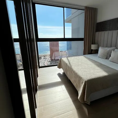 Torre Sakura By Leo *