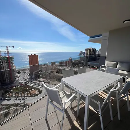 Torre Sakura By Leo *