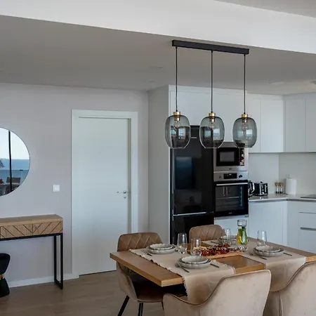 Apartment Torre Sakura By Leo