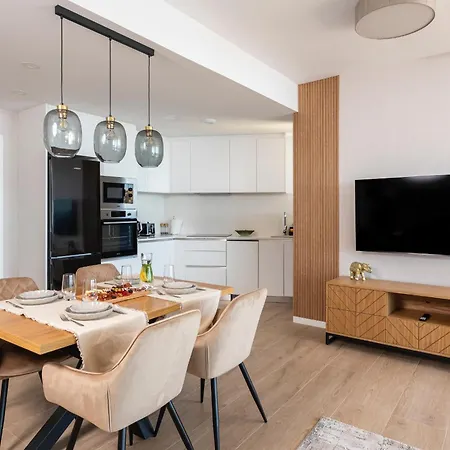 Torre Sakura By Leo Benidorm