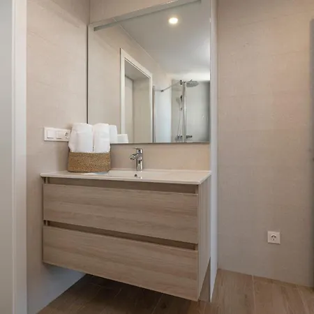 Torre Sakura By Leo Apartment